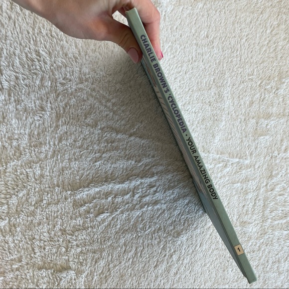 Charlie Brown’s Cyclopedia Volume 1 Your Amazing Body 1990 Vintage Book - Picture 6 of 9